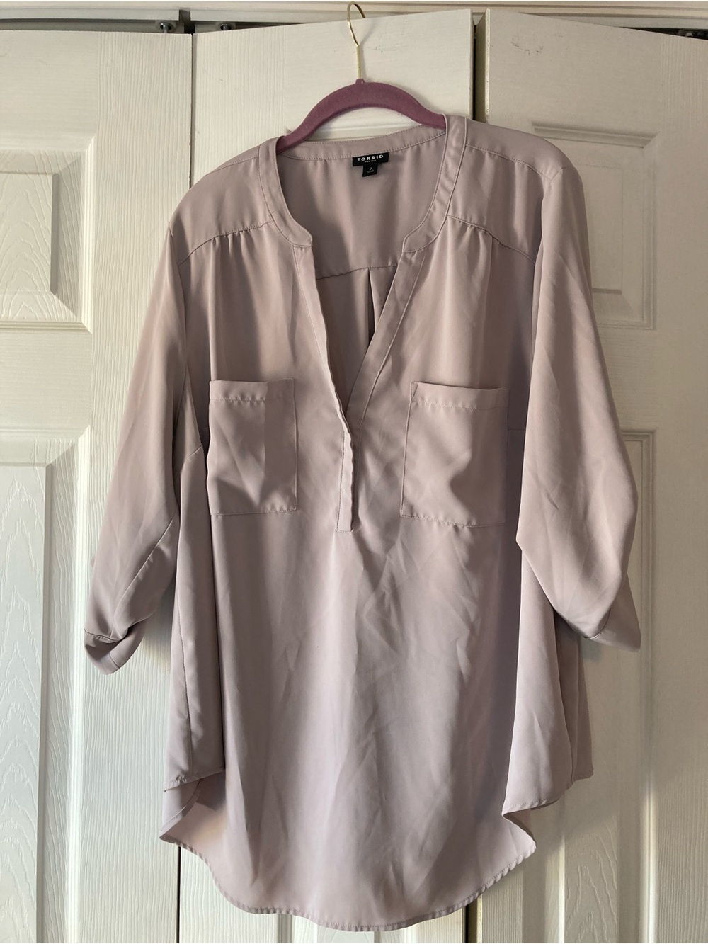 torrid sz 2 lilac Split-Neck Blouse